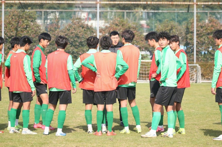  浙江U18、U16兩隊(duì)已前往日本橫濱和琦玉，進(jìn)行為期約10天的拉練