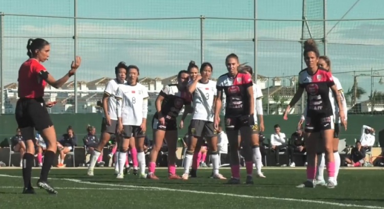  唐佳麗梅開二度、邵子欽破門，中國女足3-2擊敗Alhama俱樂部女足