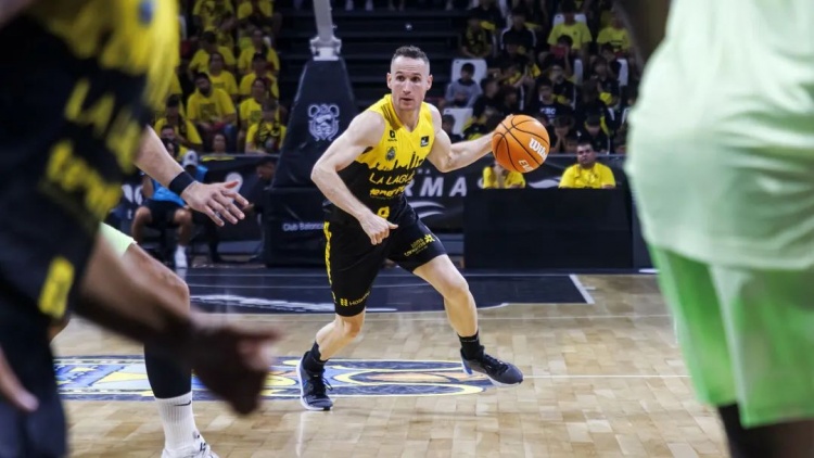  NBA初代老六，42歲進(jìn)入生涯巔峰？！